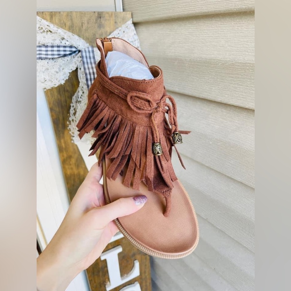 Tan Fringe Sandal